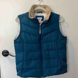 Maurice’s blue fur trimmed puffer vest